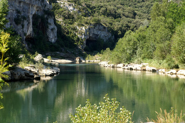 Miroitement de l'eau du Gardon
