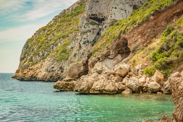 Fototapeta na wymiar Sea view with rocks
