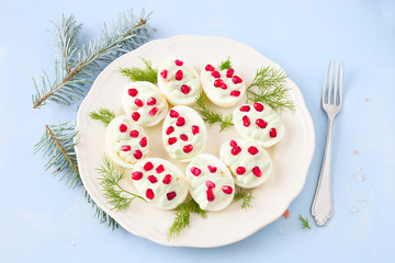 Gefüllte Eier für Weihnachten	