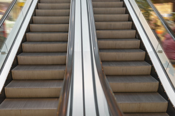 Rolltreppe in einem Kaufhaus