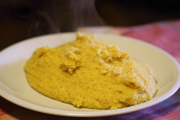 Steaming corn polenta