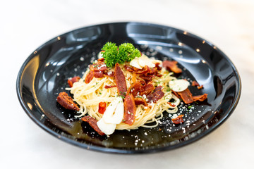 truffle spaghetti pasta with bacon