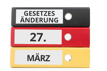 Gesetzesänderung 27. MÄRZ Beschriftung auf Ordner