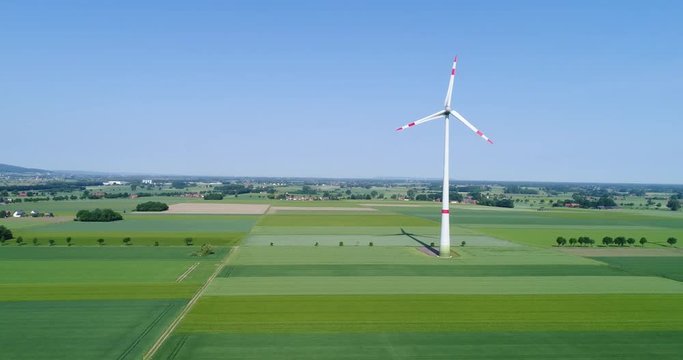 Windkraftanlage in Deutschland von oben