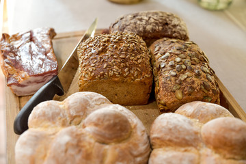 Smoked bacon with bread