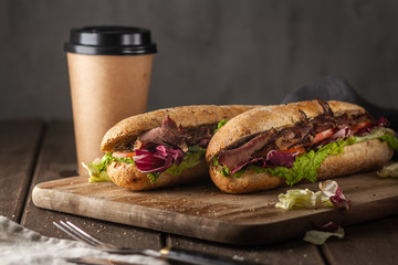 Sandwich with roast beef