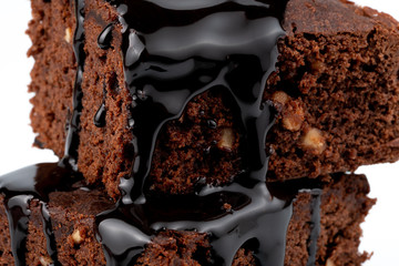 cocoa cake and chocolate sauce
