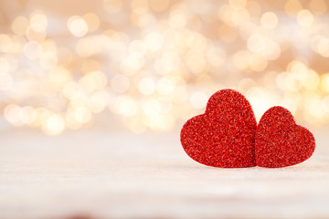 Obraz premium Red heart bokeh background, valentine day greeting card.