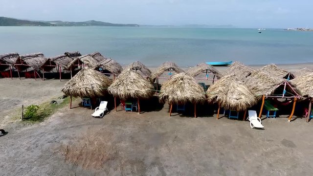 playa y paisajes naturales aereas