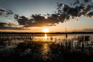Fototapeta premium sunset on the lake