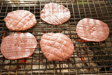 Sai-grilled food on the stove