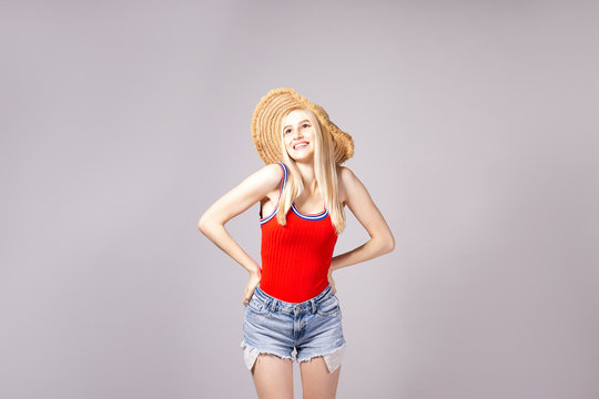 Pretty Girl with Staw Hat, Bra and Shorts Touches the Hat Stock Image -  Image of lady, beautiful: 29799245