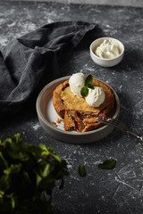 shortcrust pie with raspberry and a ball of ice cream