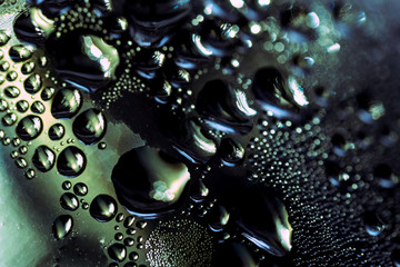 Shining texture of water droplets