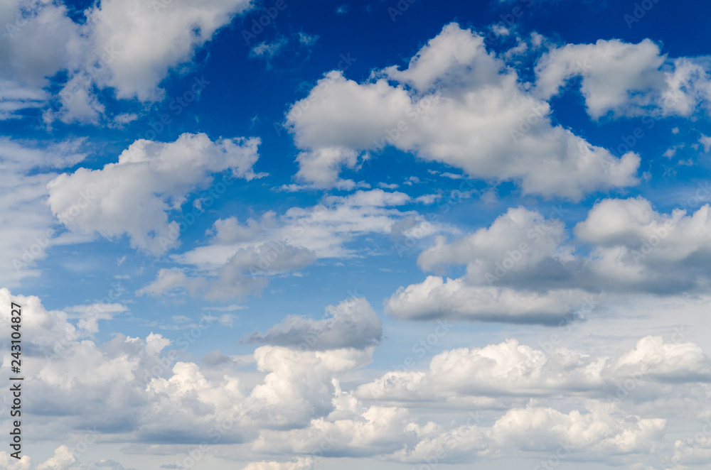 Wall mural blue sky with clouds