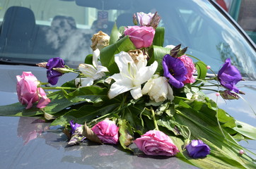 Wedding car decoration 