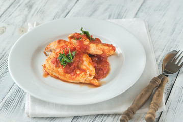 Chicken in tomato garlic sauce