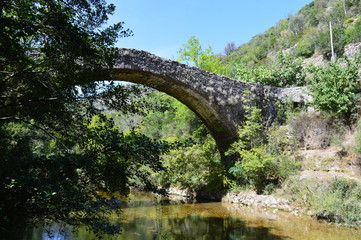 Fototapeta na wymiar Pont de Navacelle