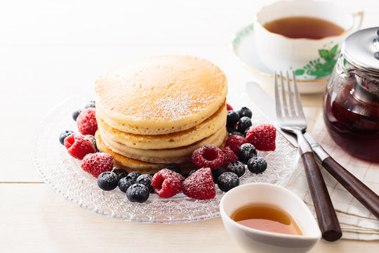 Himbeerpfannkuchen Bilder – Durchsuchen 2,282 Archivfotos ...