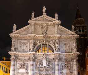 Obraz premium Baroque facade of San Moise at night