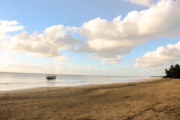 Barco no mar