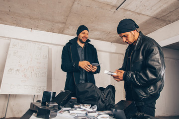 Robbers talking on the table