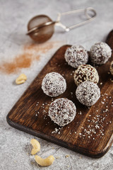 useful candies from dates with nuts