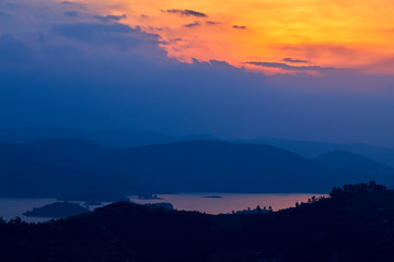 Fototapeta premium Lake Bonyonyi