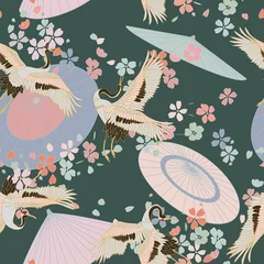 Japanisches Muster. Nahtlose Vektorverzierung mit traditionellen Motiven. Japanisches Muster mit japanischem Regenschirm, Störchen und Sakura © taisiyakozorez