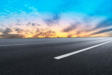 Fototapeta premium Sky Highway Asphalt Road and beautiful sky sunset scenery