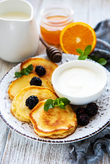 Delicious pancakes with blackberries