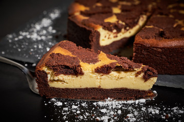Russischer Zupfkuchen mit Tortenheber