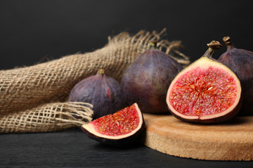 Ripe whole and sliced figs