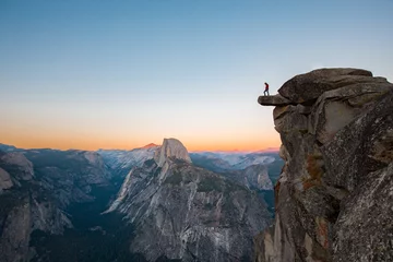 Fotobehang Wandelaar in Yosemite National Park, Californië, VS © JFL Photography
