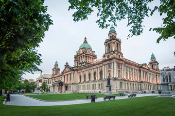 Belfast City Hall, Northern Ireland, UK - obrazy, fototapety, plakaty