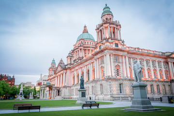 Obraz premium Belfast City Hall, Northern Ireland, UK