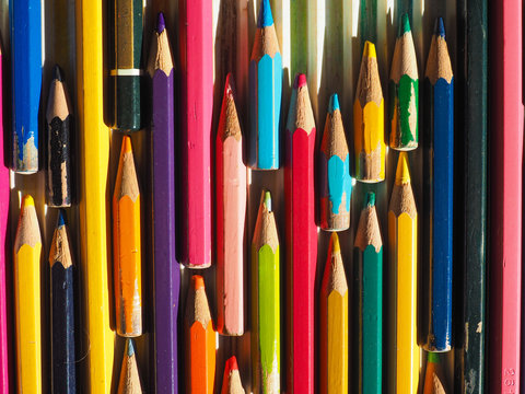 many colour pencils