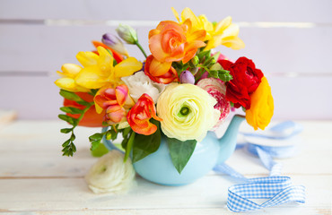 Froehliche bunte Blumen