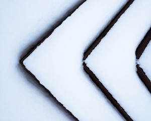 Schody w śniegu minimalistyczne