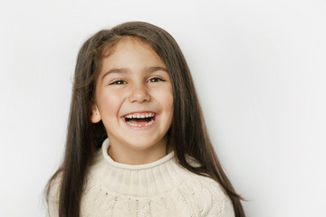 Por Tetyana Kaganska ID de foto en stock libre de regalías: 1274111734 Portrait of a happy smiling...