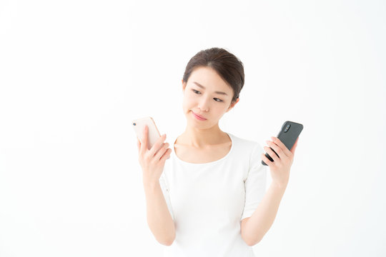 スマートフォン・比較・女性