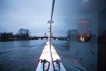 rainy boattrip 