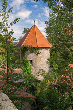 Turm der Starkenburg in Heppenheim an der Bergstra&szlig;e, Hessen, Deutschland 