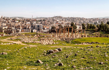 Roman archeological remains in Jerash in Jordan on a sunny day.