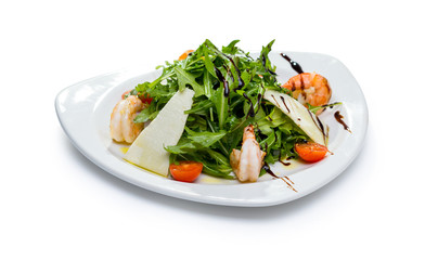 arugula salad with shrimp and Parmesan cheese