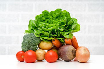 Fresh fruits and vegetables .