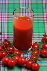 Tomato juice and cherry tomatoes