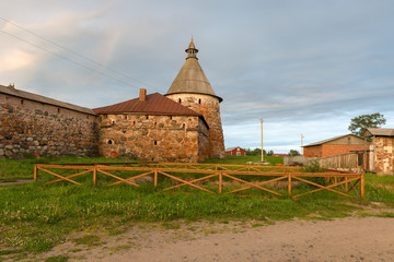 White tower and the building for drying grain Spaso-Preobrazhensky Solovetsky Monastery