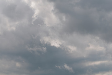 in den Wolken