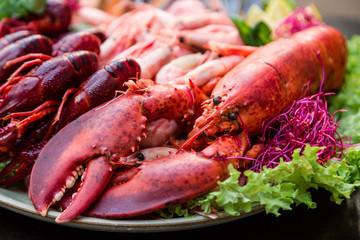Delicious seafood, straight from the fisherman boat to the restaurant table